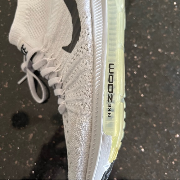Nike Zoom All Out Flyknit - Picture 6 of 7